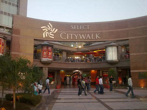levis in select citywalk